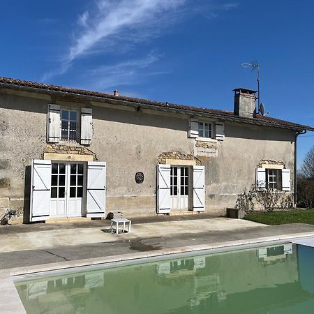 Du Cote De Chez Flo Hotel Bazas Bagian luar foto